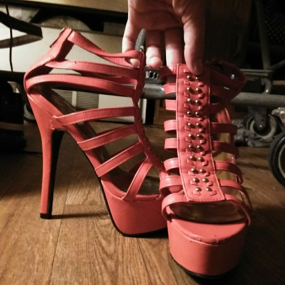 Shoes - Picture 2 of 5